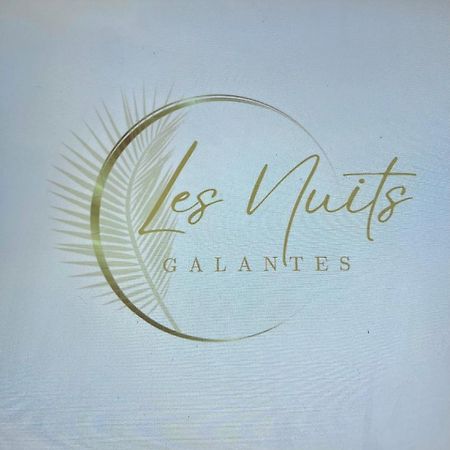 Les Nuits Galantes Mandevilla Maison Privee Avec Jacuzzi Saint-Francois  Exterior photo