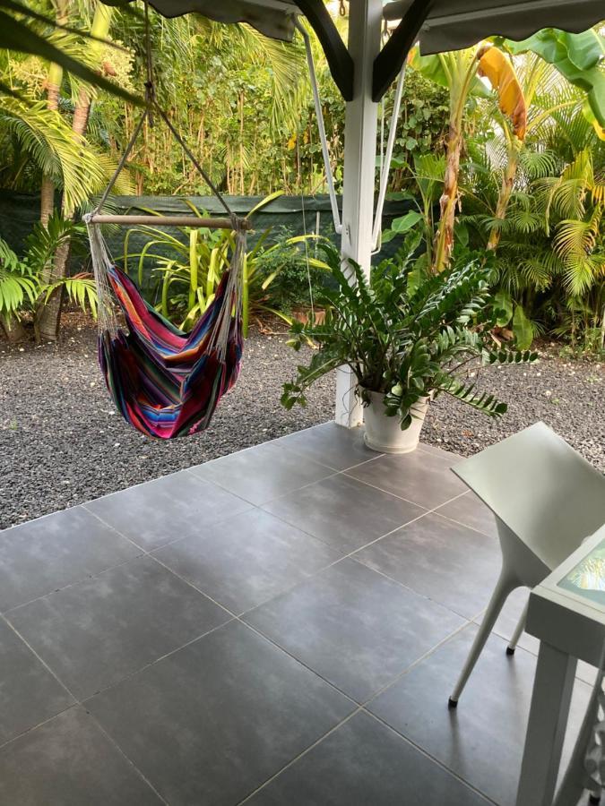 Les Nuits Galantes Mandevilla Maison Privee Avec Jacuzzi Saint-Francois  Exterior photo